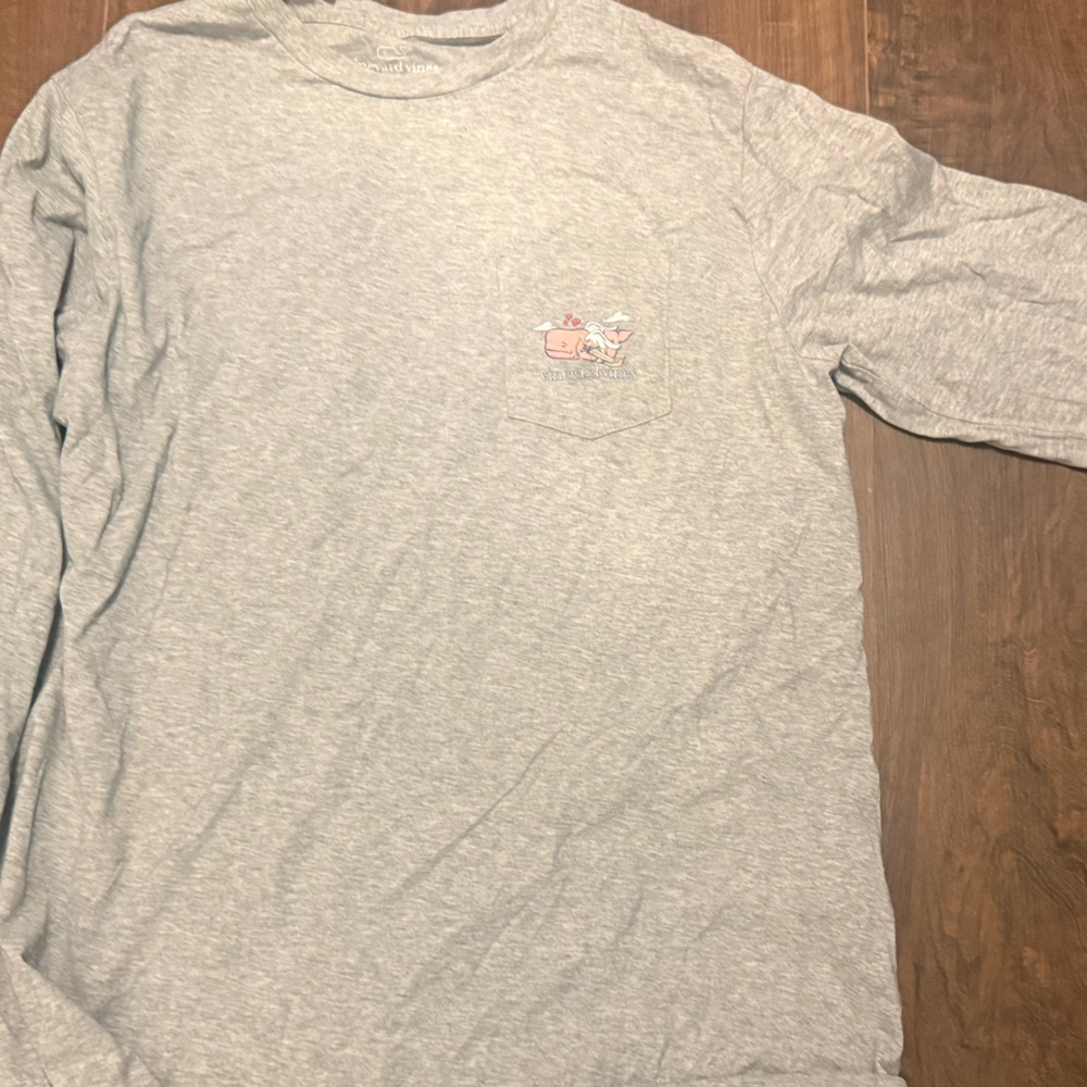 Vineyard Vines Heather Gray Tee valentines tee large